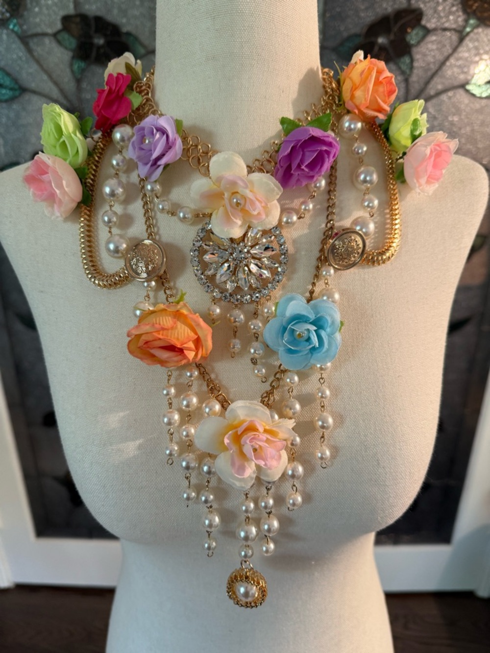 NWT ARATTA Statement Multicolor Floral Pearl Necklace - Designer Style